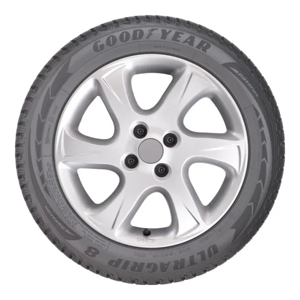 Pneu Goodyear UltraGrip 8 — vue 3