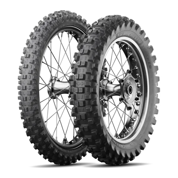 Pneu Michelin Tracker — vue 3