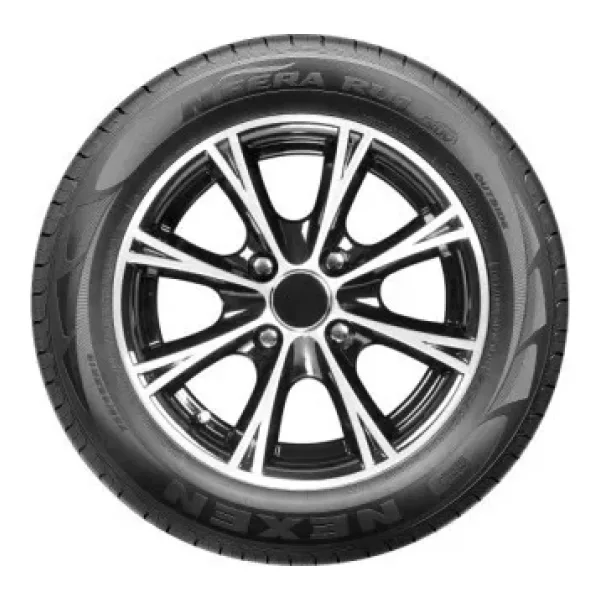 Pneu Nexen N'Fera RU1 — vue 3