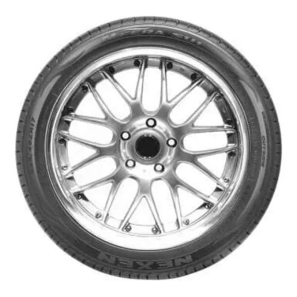 Pneu Nexen N'Fera SU1 — vue 3